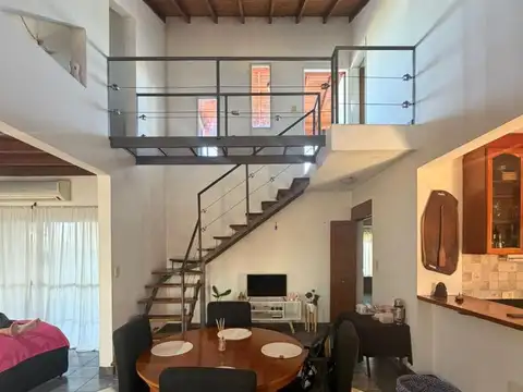 Rawson 1700, Piso PB