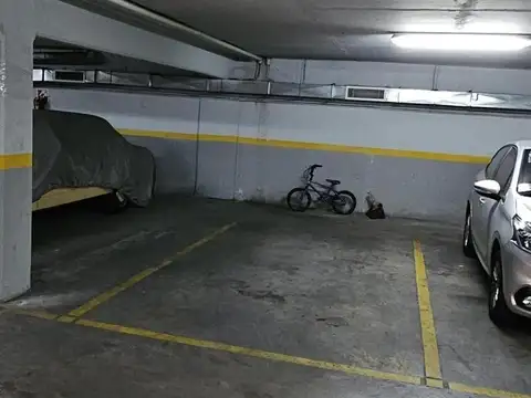 VENTA COCHERA EN PEDRO JOSE VARELA AL 3200 VILLA DEL PARQUE