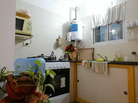 Casa 2 ambientes con 1 baño