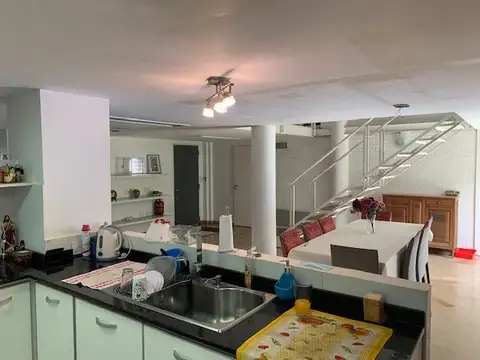 Colon entre Sarmiento y Paz 400