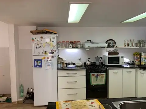 Casa estilo minimalista en Quilmes residencial