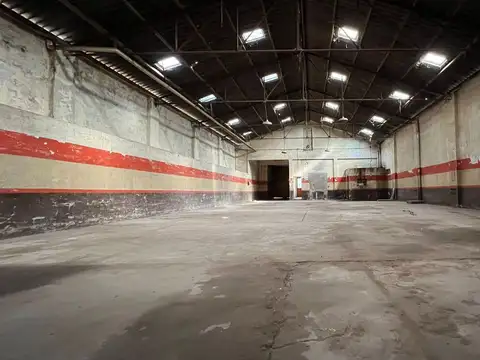 Galpon en Venta en Mercedes, USD 195.000