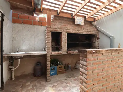 Casa en Venta en Del Viso 4 amb con pileta