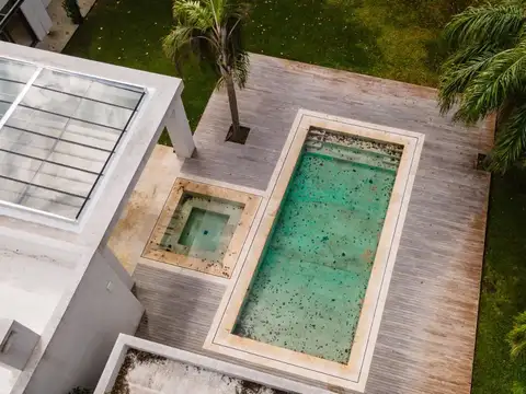 Venta casa 5 ambientes  Pilar Del Viso con pileta