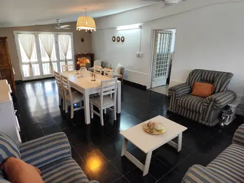 Villa Rebeca, La Sanlorenceña