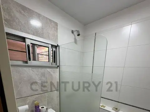 Calle Nro10 2700, Piso 0