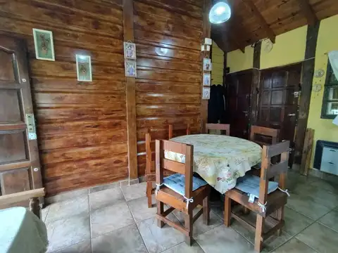 Casa 3 ambientes con 1 baño