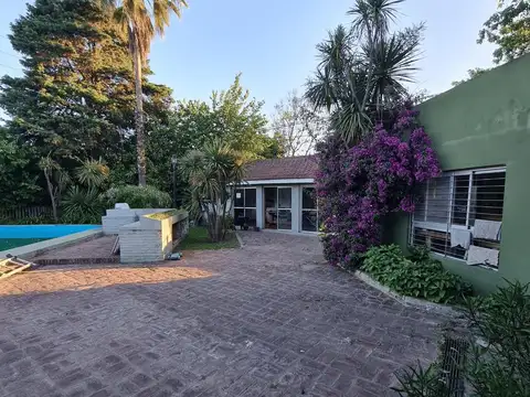 Casa en Venta en La Plata [Cod: 575]