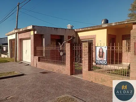 VENTA | Casa de 2 dormitorios en Villa Arias. APTA  PARA CRÉDITO
