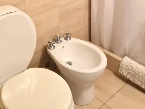 Depto Tipo Casa en Venta con 1 cocheras