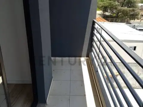 IMPERDIBLE 2 AMBIENTES HECHO A NUEVO - DARDO ROCHA 447 - LUMINOSO CON BALCON - TERRAZA CON PARRILLA