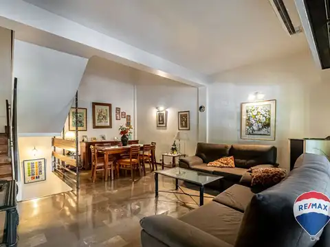Depto Tipo Casa en Venta de 4 ambientes
