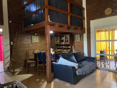 ESPLENDIDA CASA QUINTA A LA VENTA EN AGOTE, MERCEDES