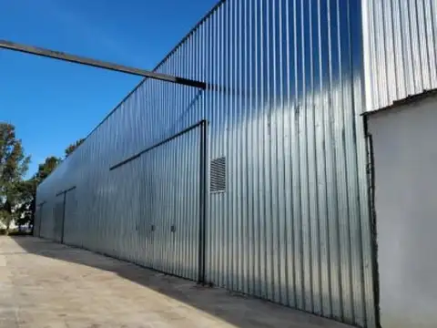 Parque Industrial Alvear-Nave 1640 m²