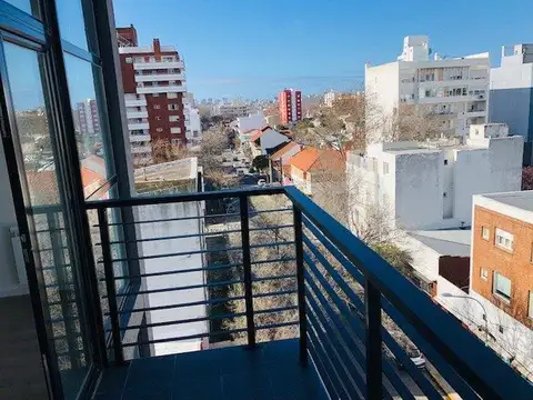 AMBIENTE Y MEDIO EN VENTA A ESTRENAR
