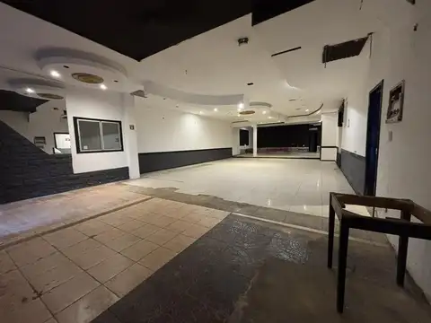 Local en Venta 40 años