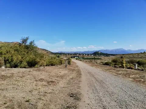 Hermoso lote dentro de Barrio Cerrado Barrancas de Dina Huapi.