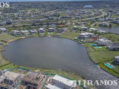 Terreno en Puertos del Lago - Barrio Riberas