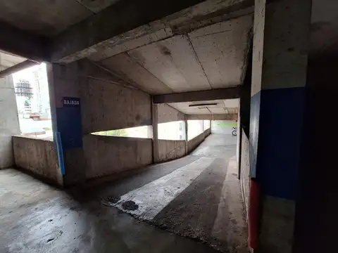 Cochera en venta cubierta