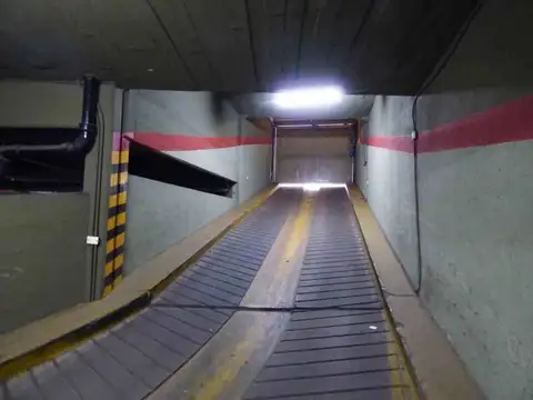 Cochera en Adrogue centro