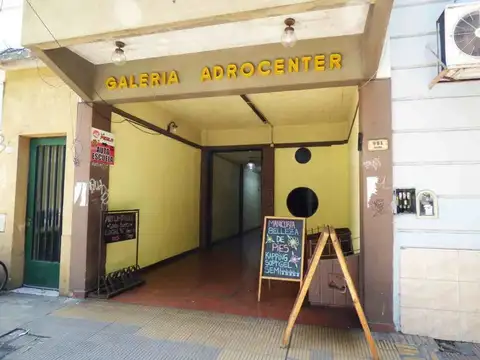 Cochera en Adrogue centro