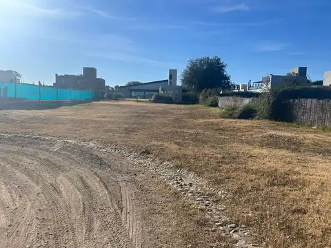 Terreno en Venta de 976,0 m2