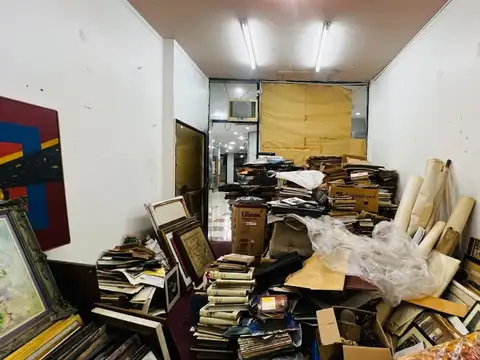 LOCAL EN VENTA MICROCENTRO CON BAULERA