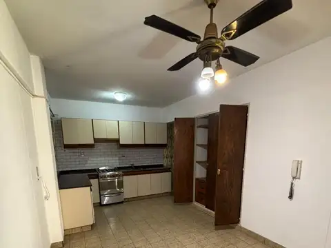 Avenida 25 de Mayo 1600