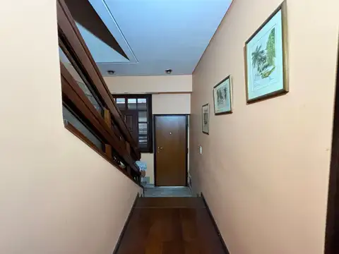 Casa 6 ambientes con 1 baño