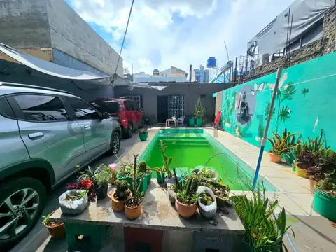 San Nicolas 1800, Piso 0