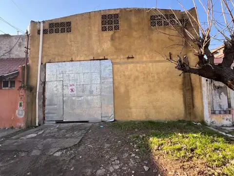 OPORTUNIDAD! GALPON-DEPOSITO DE 168M2 LANUS ESTE!