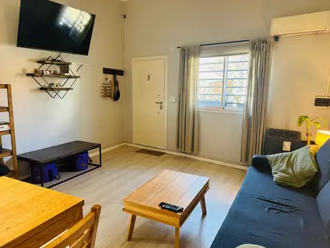 Depto Tipo Casa en Venta de 1 dormitorio