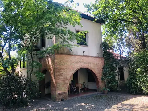 Casa en  Venta Villa Castells