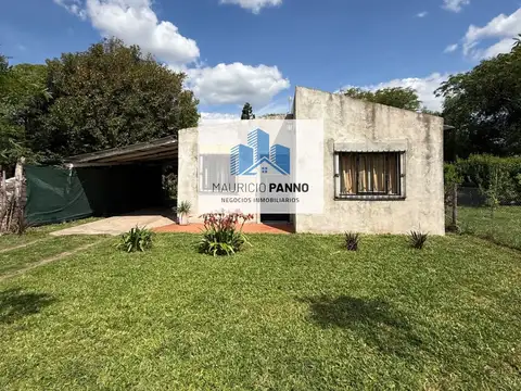 Casa en venta c/ cochera en La Luisa
