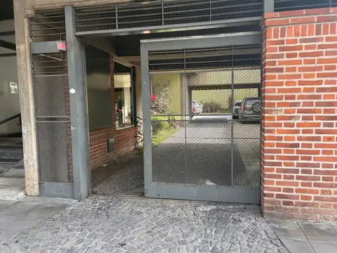 Cochera descubierta en San Martin Centro