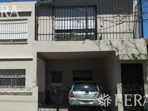 Venta de departamento tipo casa PH 3 ambientes en Wilde