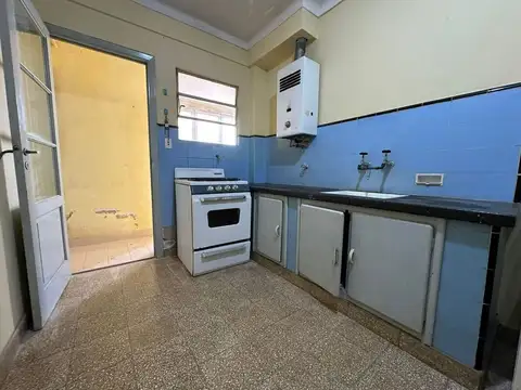 VENTA DEPARTAMENTO 4 AMBIENTES CENTRO NECOCHEA