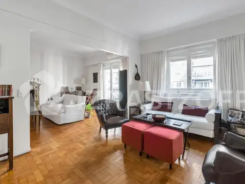 Departamento en Venta de 5 ambientes