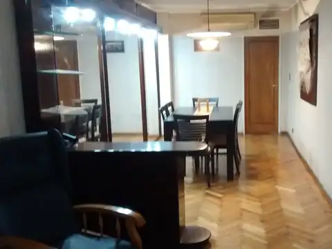 Depto Tipo Casa en Venta de 6 ambientes