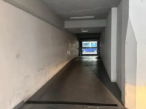 Alquiler Cochera Doble en Beruti y Godoy Cruz