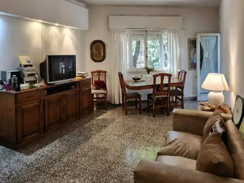 Depto Tipo Casa en Venta 22 años