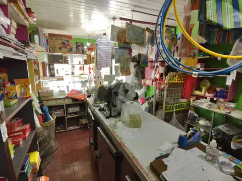 Casa 9 ambientes con 5 baños