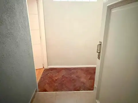 Depto Tipo Casa en Alquiler en Martinez Vias / Libertador, USD 1.000