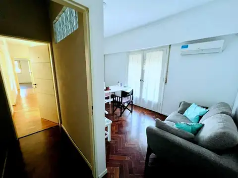 Depto Tipo Casa en Alquiler de 4 ambientes
