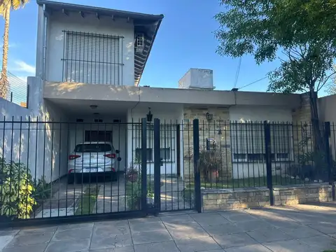 Casa en Venta en San Miguel con cochera