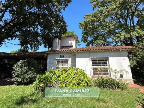 Casa a refaccionar con pileta en Moreno, lista para escriturar.