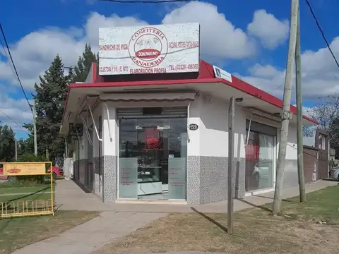 Local en Venta en Centro Agricola El Pato, USD 230.000