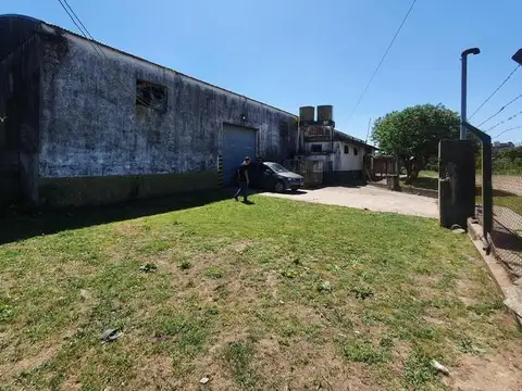 Galpon en Venta en Gonzalez Catan, USD 197.000