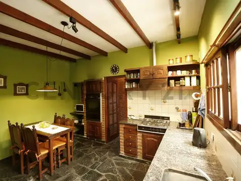 Casa en Venta en La Plata, 3 dormitorios