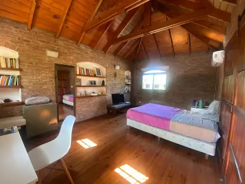 CASA 4 AMBIENTES CASTELAR APTA CREDITO VENTA